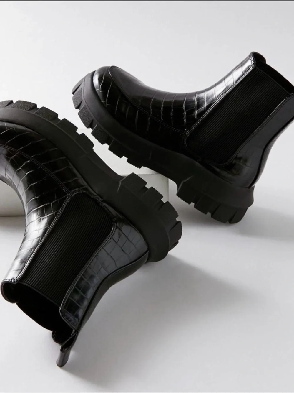 Urban Outfitters Black Croc-Texture Chukka Lug Boots